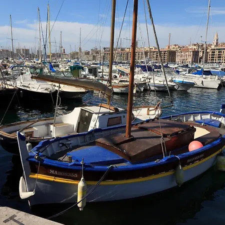 Sunny Vieux Port Apartamento Marselha